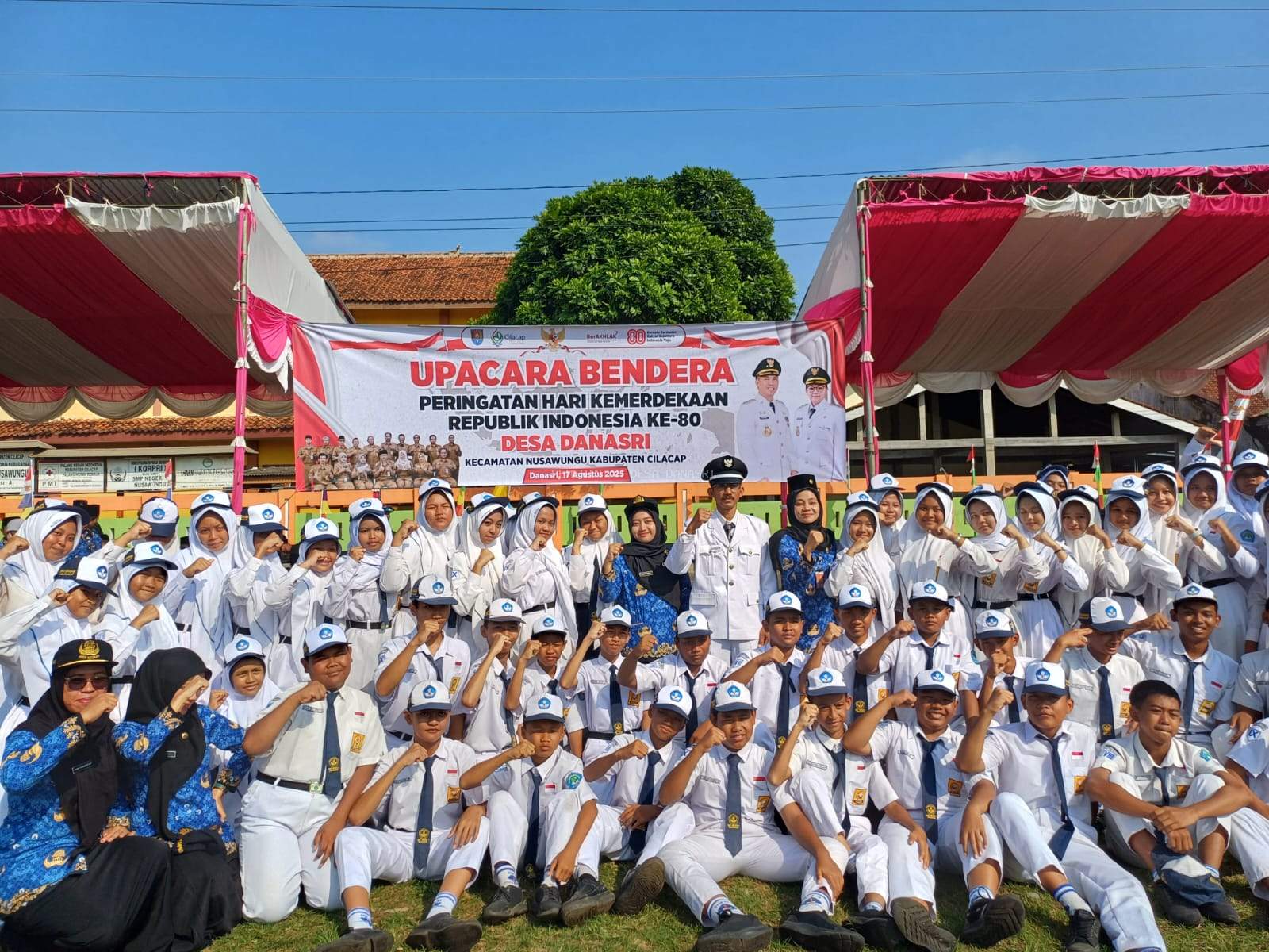 UPACARA PENGIBARAN BENDERA MERAH PUTIH HUT RI KE-80